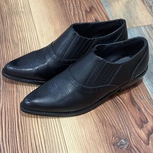 Dingo 8 Black Leather Slip-On Dress Shoes